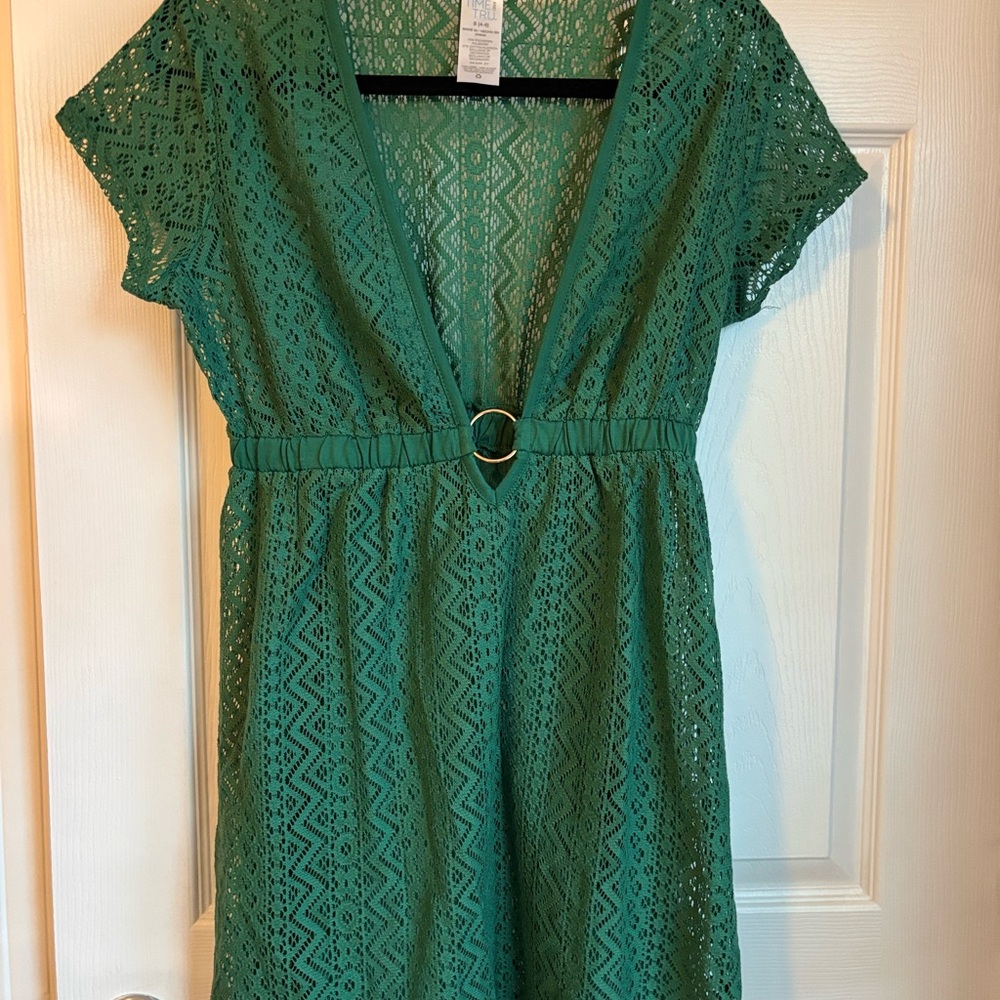 Green Lace V-Neck Dress